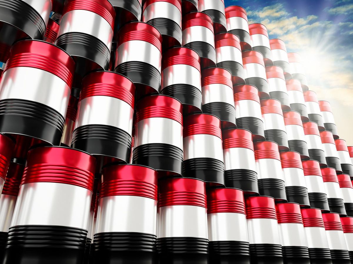 Najlepsze materiały na flagi samochodowe – jak wybrać trwałość i estetykę?